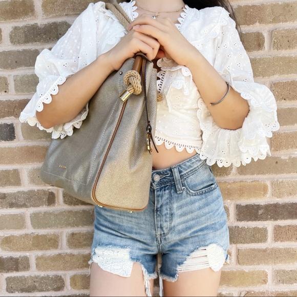 Michael Kors Large Tote Gold ‼️SALE‼️‼️ - Picture 3 of 9